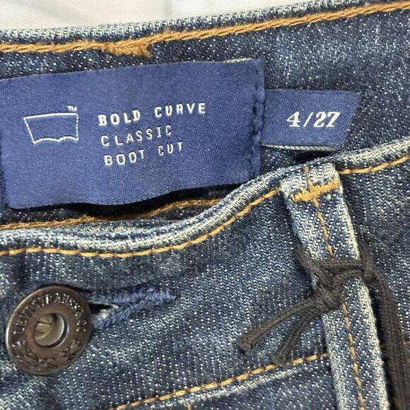 NWT Levi’s Women’s Bold Curve Bootcut Dark Wash Blue Jeans Size 4/27 Whiskered - Picture 8 of 14